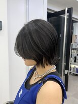 メルバイグラフ 梅田(mel by GRAFF) 大人かっこいい外ハネレイヤーボブ