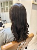 ツヤベージュ【Zina新宿 木暮 莉茉奈】