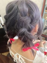 ヘアサロン シロップ(Hair Salon Syrup) [Syrup・山谷慎太郎] 「ハイトーンが映える☆甘めツインテール]