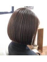 ウィスカーヘアー(whisker hair)&nbsp;ナチュラルボブ