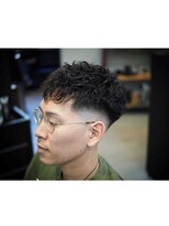 リヴ ヘアワークス(LiVE HAIR WORKS)&nbsp;ツイスト風アイロンPオリジナルポマード仕上げ