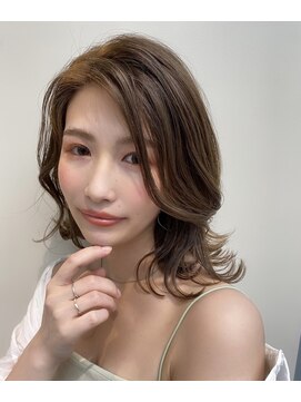 ループスケア(Roops CARE) 大人可愛いくびれヘア