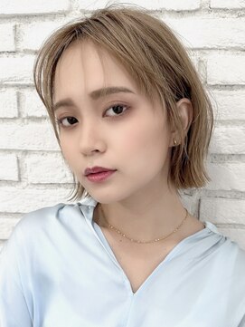 パティオン(PATIONN) 韓国美肌メイクに合う韓国おしゃれハイトーンくびれ外ハネボブ