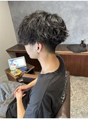 10代 20代 メンズヘア 波巻き ツイスパ マッシュ 刈り上げ