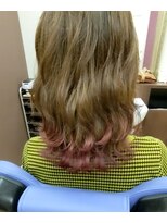 ブルブンガ(Berbunga) 【毛先カラー】デザインカラーくびれヘア×ベリーピンクヘア