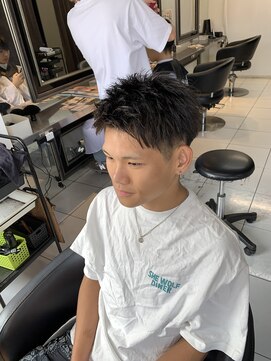 アイズ 海老名(AIZU) スウィングアップバングジェットモヒカンフェードカットショート