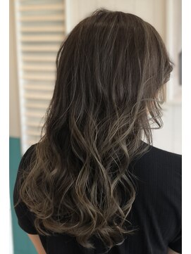 スナリー(Snaly) ハイライト/アッシュベージュ/アッシュ/透け感カラー