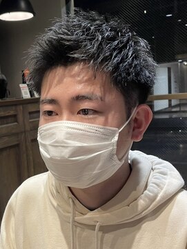 メンズココ 清澄白河店(MENS COCO) ビジネスショートフェードツーブロック刈り上げスーツ