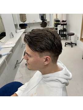 リタ(rita) 刈り上げスタイル