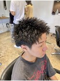 刈り上げスパイキーショート