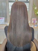 エバーグリーン(ever Green) beige color