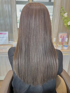 エバーグリーン(ever Green) beige color