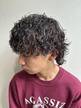 波巻きマッシュウルフツーブロックメンズパーマカット