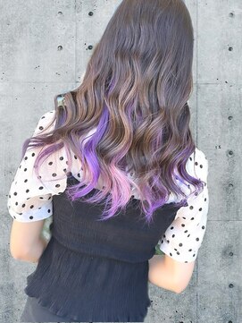 ヘアーデザイン ディードット ウル(D. ulu) 【渡辺秀斗】インナーカラー