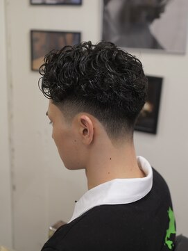 ザチョップショップ キチジョウジ(THE CHOP SHOP KICHIJOJI) テーパーフェード　カットシェービング吉祥寺理容