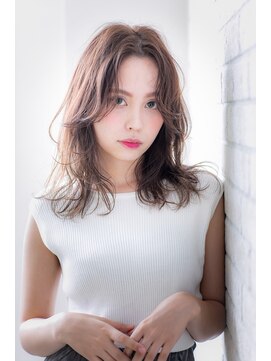 ヘアーアートシフォン 池袋西口店(Hair art chiffon) デザインカラー丸みショート無造作カールボブディイルミナカラー