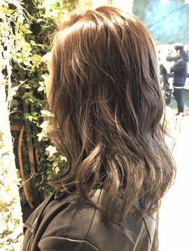 ラックスビー スカイ 大阪梅田店(LUXBE SKY) byMIKI【LUXBE梅田店】