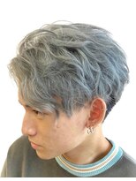 アコット(HAIR SALON ACOT)&nbsp;無造作ツーブロックマッシュシルバーカラー