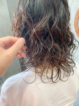 テトヘアー(teto hair) ウルフパーマ、あいみょんウルフ、くるくるパーマ