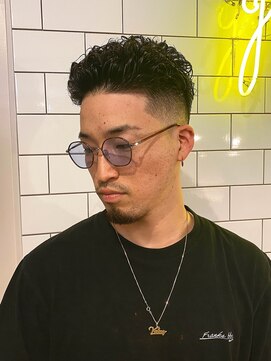 フランクスバーバーザスタンド(Frank’s barber the stand) 宮城リョータ風スキンフェードツーブロックパーマE