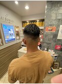 メンズカットショートスタイル七三刈り上げフェードバーバー