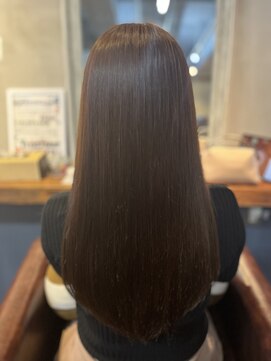 スローネ(THRONE) 髪質改善酸性ストレートで艶髪／20代30代40代／新宿