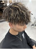 金メッシュ/ツイストパーマ