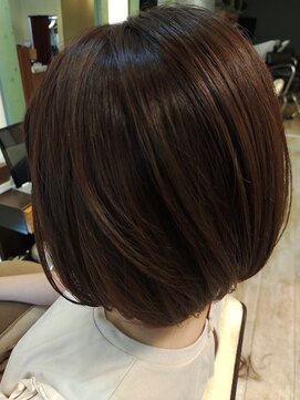 モノトーンブラウン