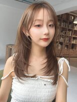 ナイロン 柏店(NYLON.)&nbsp;《NYLON.》韓国ハッシュカット×ミルクティーベージュ