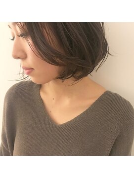 ツバメ ヘアー(TSUBAME HAIR) 抜け感×前下がりボブ♪