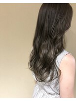 ゼン(Zen.) 韓国風大人可愛いロングスタイル【泉】