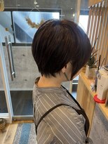 エルド(eld) カーキカラー×ショートボブ 40 50代 大人可愛い