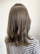 パル バイ ラベスト(Pal by lovest)&nbsp;グレージュカラー/ゆる巻きロング