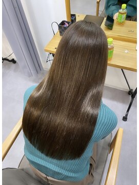 イニット 奈良新大宮(init.) 20代 30代 40代 ロング アッシュブラック 大人可愛い 艶感