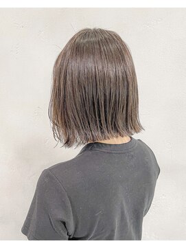 ハルキ ミナト ジャパン オオサカ(HARUKI MINATO japan OSAKA) 外ハネボブ 20代30代40代ヘア 小顔 大阪ボブ 梅田