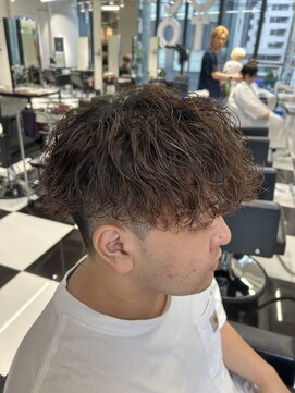 オーシャントーキョー(OCEAN TOKYO) メンズパーマツイスパ波巻きスパイラルマッシュセンターパート