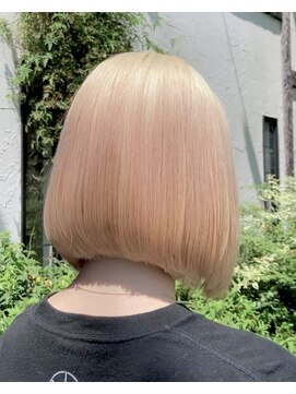 ルプラ ガーデン(le-pla garden) ブロンド/ボブ/切りっぱなし/ブリーチ/ダブルカラー/豊橋/豊川