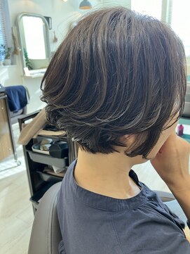 アオカマクラ(a-o Kamakura) 動きショート