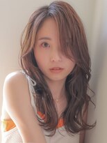 ソレイユトウキョウシブヤ(SOLEIL TOKYO shibuya)&nbsp;ロングレイヤー顔周りレイヤー透明感ブリーチハイライトベージュ