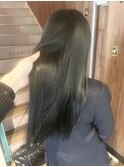 オリーブグレージュ×透明感カラー