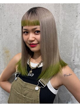 オルズ 渋谷(ALLZ) 眉上バングレイヤーミルクティーエンドカラーアースグリーン