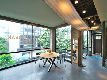 ビィビーン(B BEAN)の写真/《360°365日大人キレイ+.☆》カフェのようなオシャレなプライベート空間で贅沢なサロンタイムを楽しんで♪