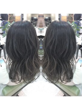 プラーチェ 古淵店(Plaatje) イルミナカラー × グレージュ