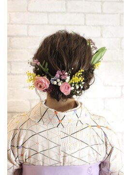 アコバイネオリーブ(aco by Neolive) ゆるふわ卒業式ヘアアレンジ