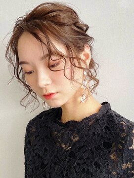 ティファ 栄(Tiffa) イメチェン/外ハネボブ/美髪/ワイドバング[栄］