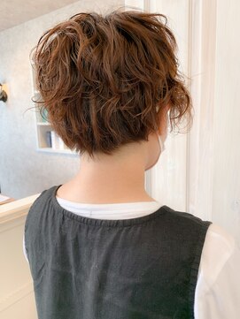 キャアリー(Caary) 福山市　美容室  パーマショートヘア人気　キャアリーcaary