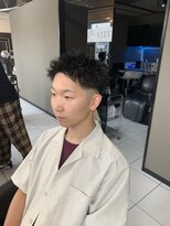 アイズ 海老名(AIZU)&nbsp;スウィングアップバングツイストパーマジェットモヒカンフェード