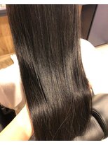 カミケンパセオ(kamiken.paseo)&nbsp;手触りなめらか大人さらツヤ潤いストレート【カミケンパセオ】