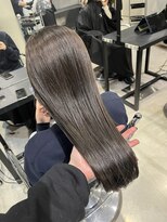 アルテ(ARTE)&nbsp;【ARTE表参道/青山】顔まわりレイヤーセミロング×透明感カラー