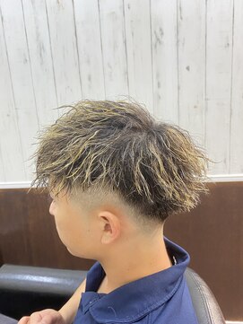 アプローズ(AppLauz) 刈り上げマッシュ【ツイストスパイラル】